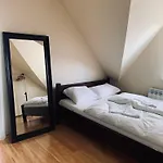 Wolnostojacy Na Terenie Trzy Podkowy *