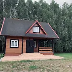 Wolnostojacy Na Terenie Trzy Podkowy *