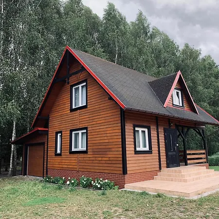 Wolnostojacy Na Terenie Trzy Podkowy *